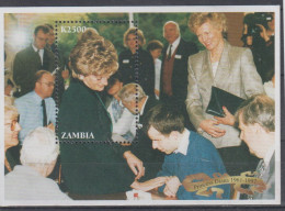 ZAMBIA 1998 PRINCESS DIANA S/SHEET - Familles Royales