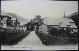 CPA 74 Mègevette Par Saint-Jeoire - L'Entrée Du Bourg - Vue D'ensemble Des Habitations   A Voir ! - Other & Unclassified