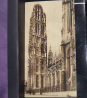 55 . CARTE PANORAMIQUE . ROUEN . LA CATHEDRALE . ENSEMBLE DE LA TOUR DE BEURRE  . GRAND FORMAT 28 X 15 . - Rouen