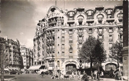 FRANCE - Paris Et Ses Merveilles - Vue Sur L'hôtel Lutélia - Boulevard Raspail - Animé - Carte Postale Ancienne - Pubs, Hotels, Restaurants