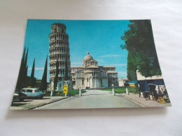 PISA PISE TOSCANA ( ITALIA  ITALIE )  TORRE PENDENTE E ABSIDE DEL DUOMO  KIOSQUE SOUVENIRS VIEILLES AUTOS DS ANIMEES - Pisa