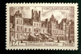 1951 FRANCE N 878 - PALAIS DE FONTAINEBLEAU - NEUF* - Unused Stamps