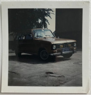 Photo Ancienne - Snapshot - Voiture Automobile RENAULT R6 - Allemagne - 1974 - Polaroid - Automobili