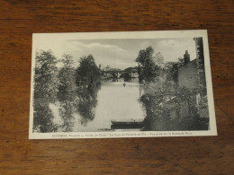 POITIERS / Vallée Du Clain - Le Pont De Chemin De Fer - Vue Prise Sur La Route De Paris - Poitiers