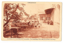 Cpa. 29 CONCARNEAU (ar. Quimper) Terrasse Du Grand Hôtel De Cornouailles, Vue Sur La Baie De La Forêt (animée) - Concarneau