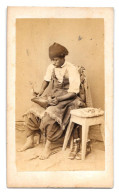 CDV EGYPTE 1860 CORDONNIER ARABE PHOTO Originale ANCIENNE ALBUMINE MOYEN ORIENT TBE - Alte (vor 1900)