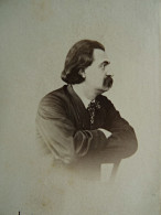Photo CDV Meylan Genève  Portrait (profil) Homme  Grosse Moustache  Dédicace  CA 1865 - L681 - Anciennes (Av. 1900)