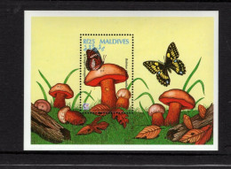 Maldives - 1995 - Mushrooms - Yv Bf 333 - Mushrooms