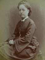 Photo CDV Terrisse  Lyon  Femme Assise  Belle Coiffure  Novembre 1873 - L681 - Anciennes (Av. 1900)