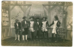 CPA / CARTE PHOTO PERSONNAGES TROUPE DE THEATRE - Théâtre