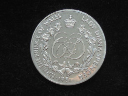 Médaille Royal De Mariage Du Prince Charles Et De Lady Diana Spencer  **** EN ACHAT IMMEDIAT **** - Adel