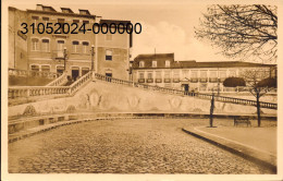 VISEU  .cpa Sépia  - Um Trecho Da Praça Da República.  (scans Recto-verso) - Viseu