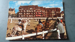 CPSM CHEVAL CHEVAUX DEAUVILLE CALVADOS LE PONEY CLUB ED CIM 1971 - Horses
