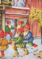 PAPÁ NOEL Feliz Año Navidad GNOMO Vintage Tarjeta Postal CPSM #PBL919.A - Santa Claus