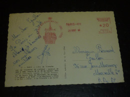 PARIS CACHET ROUGE DE LA TOUR EFFEIL " SOUVENIR DU SOMMET DE LA TOUR EIFFEL" 24 AOUT 1964 AVEC TAMPON A SEC (C-C) - Tour Eiffel
