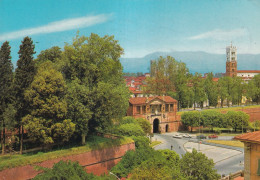 Lucca Le Mura Porta San Pietro - Lucca