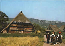 71935170 Gutach Schwarzwald Schwarzwaelder Freilichtmuseum Vogtsbauernhof Tracht - Sonstige & Ohne Zuordnung