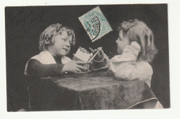 CPA Enfants . Fillette . Garçon . 1906 - Portretten