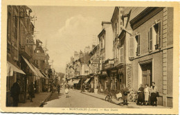 MONTARGIS -  RUE DOREE - RESTAURANT - POMPES FUNEBRES - CHAUSSURES ARGIS - COIFFEUR - OPTICIEN JAVOUHEY - - Montargis