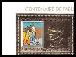 86006a/ N°748 A 1981 Picasso Tableau Painting Centrafrique Centrafricain OR Gold ** MNH  - Zentralafrik. Republik