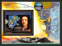 85973/ N°400 A 1986 Comète Halley's Comet Espace (space) Centrafrique Centrafricaine OR Gold ** MNH  - Africa