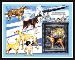 86159/ Guyana Mi N°375 A Chiens Et Chats Cats And Dogs Harrier Persian Argent Silver Zeppelin 1993 ** MNH - Guyana (1966-...)