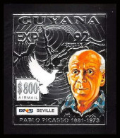 86149d Guyana Mi N°233 B Pablo PICASSO Expo Seville 92 ARGENT SILVER Tableau (Painting) DOVE ** MNH Non Dentelé Imperf - Guyana (1966-...)