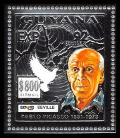 86149c Guyana Mi N°233 A Pablo PICASSO Expo Seville 92 ARGENT SILVER Tableau (Painting) DOVE COLOMBE ** MNH - Picasso