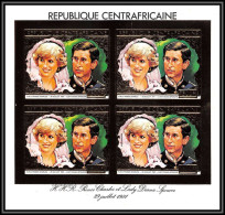 86139 Centrafrique Centrafricaine 1981 Mi 765 B Bloc 4 Lady DIANA And Prince Charles 1981 OR Gold MNH Non Dentelé ImperF - Royalties, Royals