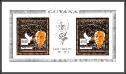 86351 Guyana Mi N° 3987 A Paire Pablo PICASSO Expo Seville 92 Gold Or Tableau Painting ** MNH  - Guyana (1966-...)