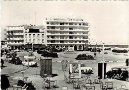 62 - CANET-PLAGE - La Promenade De La Côte Vermeille - Terrasse Café, Belles Voitures Anciennes - Voyagée 1962 - Canet Plage