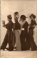 CP Carte Photo D'époque Photographie Vintage Groupe Fête Bal Costumé Déguisement - Couples