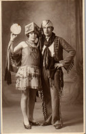 CP Carte Photo D'époque Photographie Vintage Bal Costumé Fête Déguisement - Koppels