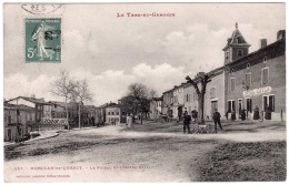 82 - B25263CPA - MONCLAR DE QUERCY - Le Foirail Et L' Hotel CAYLA - Parfait état - TARN-ET-GARONNE - Montclar De Quercy