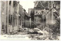 2 - B25226CPA - SOISSONS - Chevaux Morts Parmi Les Débris - Parfait état - AISNE - Soissons