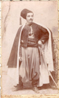 Photo CDV D'un Sous-officier Francais ( Un Spahi ) Posant Dans Un Studio Photo A Beaucaire - Alte (vor 1900)