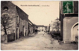 70 - B24261CPA - NEUVELLE LES LA CHARITE - Grande Rue - Petite Animation - Très Bon état - HAUTE-SAONE - Autres & Non Classés