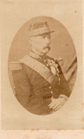 Photo CDV Du Maréchal De France Et Président De La République Patrice De Mac-Mahon Dans Un Studio Photo - Alte (vor 1900)