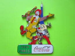 Gros Pin's BD Coca-Cola Mac Do McDonald's Ronald & Sa Sucrerie (Les Mondes De Ralph) Tour Eiffel Paris (5,5X9cm) - #037 - Coca-Cola