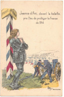 HISTOIRE CELEBRITES FEMMES CELEBRES JEANNE D'ARC DEVANT LA BATAILLE PRIE DIEU DE PROTEGER LA FRANCE DE 1914 MILITARIA - Beroemde Vrouwen
