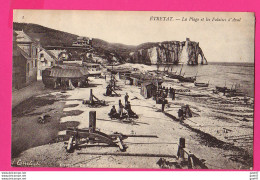 CPA (Réf: Z 4216) ÉTRETAT (76 SEINE MARITIME) La Plage Et Les Falaises D'Aval Cabestans - Etretat