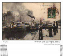 Cpa  (  Dep  92 )   à   SURESNES      "  L' Ecluse " 1907 Bateaux Peniche - Suresnes