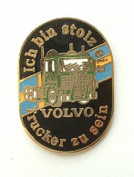 PIN'S CAMION VOLVO - Transports