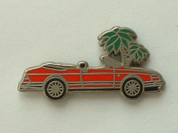 PIN'S SAAB - VOITURE ROUGE - Altri & Non Classificati