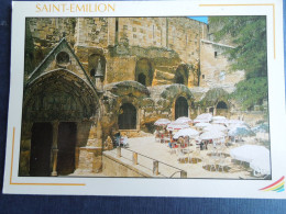 Saint Emilion    L'entrée De L'Eglise Monolithe         CP240348 - Saint-Emilion