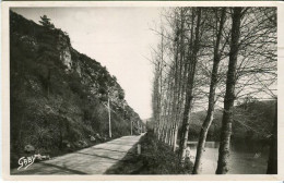 Cp A Saisir 14 Clecy Route Du Viaduc Annees 1940 - Clécy