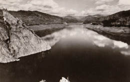 LACUL DE ACUMULARE AL HIDROCENTRALEI DE PE ARGES - CARTE VRAIE PHOTO / REAL PHOTO POSTCARD ~ 1965 - '969 (an845) - Rumänien