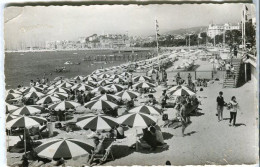 Cp A Saisir 06 Cannes Plage De La Croisette Editions Monluet Nice - Cannes