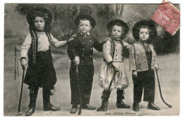 Cp A Saisir 29 Quimper 1906 Costumes Enfants Jeunes Bretons Collection Villard Quimper  - Quimper
