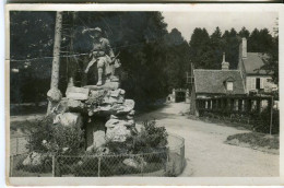 Cp A Saisir 61 Tesse La Madeleine 1945 Bagnoles De L Orne Entree Du Parc Le Guetteur Des Tranchees  Poilu D Infanterie P - Bagnoles De L'Orne